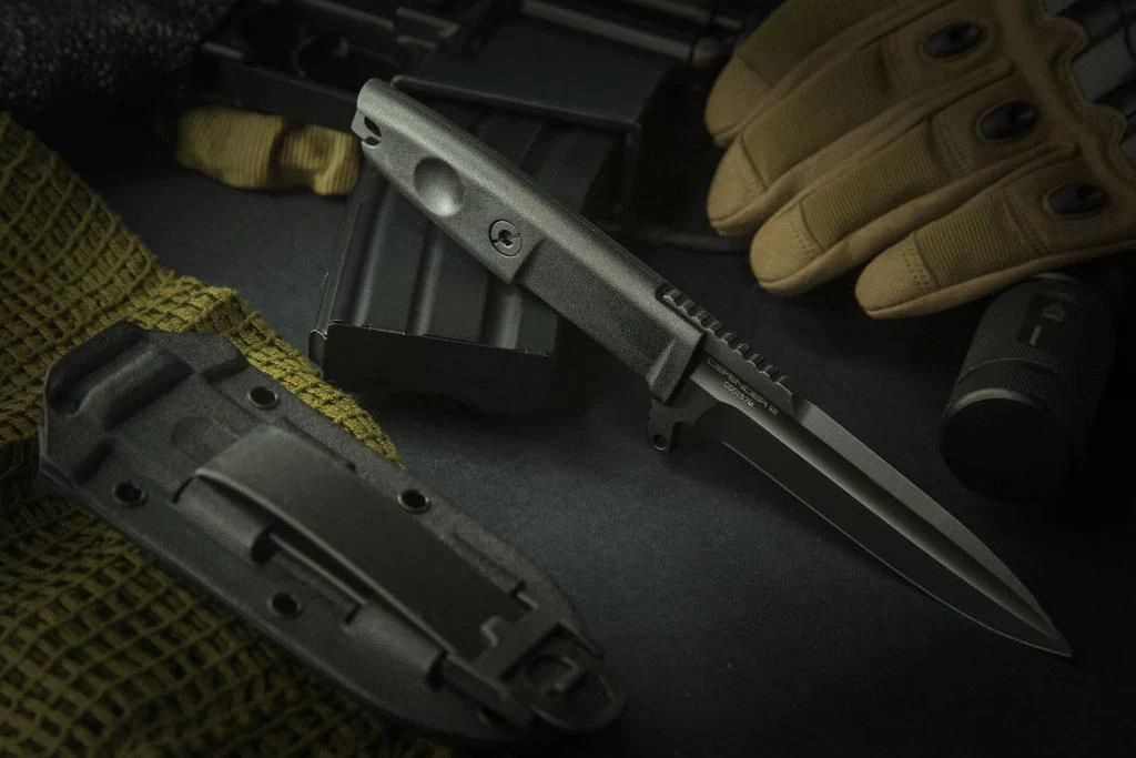 Extrema Ratio - Defender 2 - Black