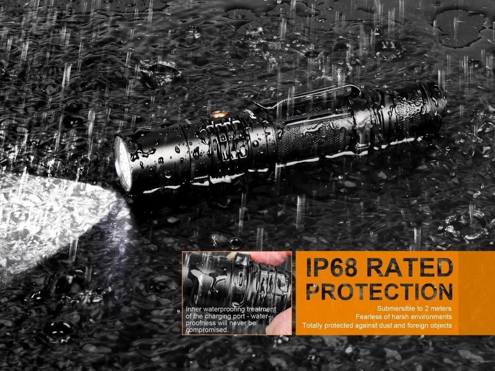 Fenix Torcia UC35 V2.0 LED Ricaricabile - 1000 Lumens - Image 8