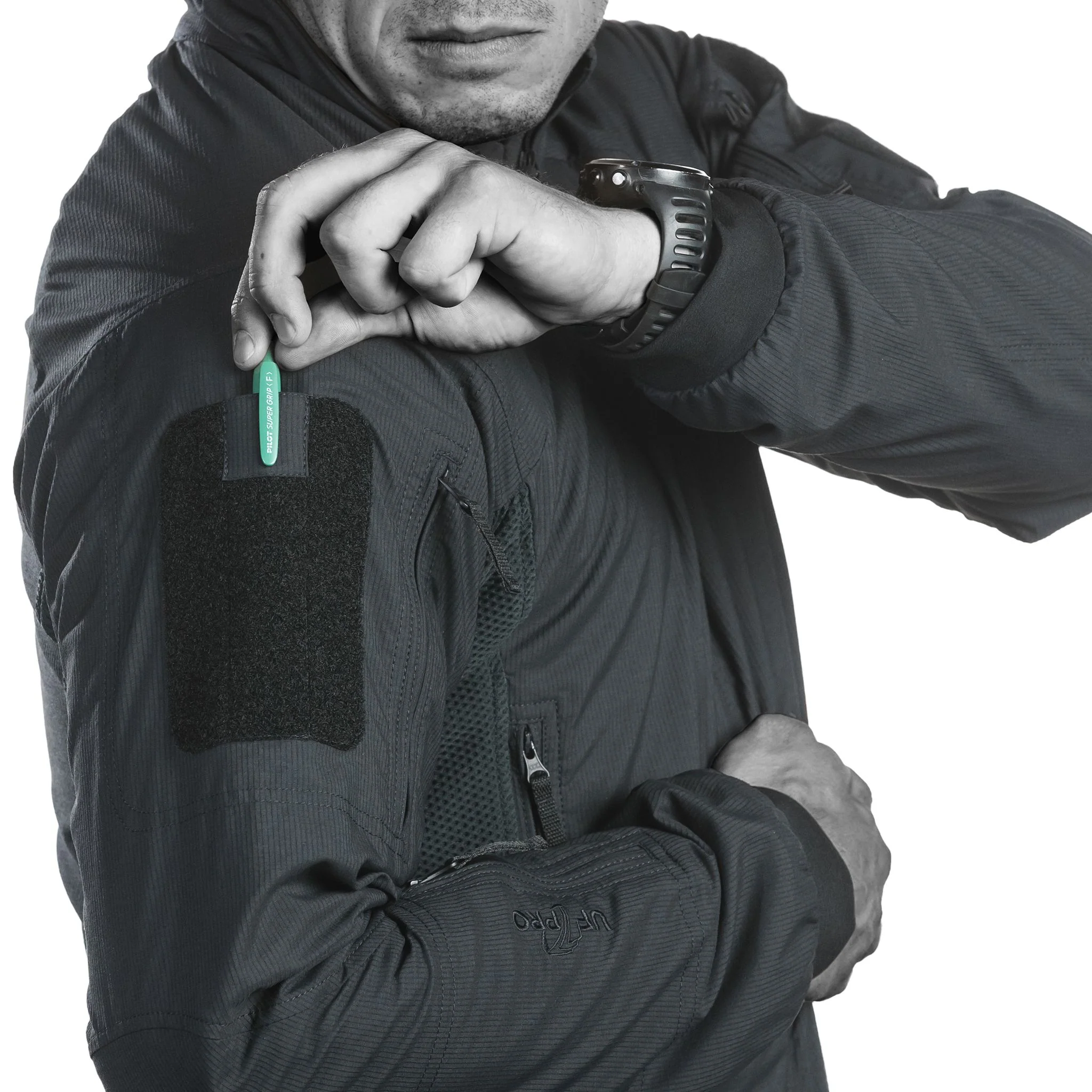 UF PRO - Hunter FZ Gen.2 Tactical Softshell Jacket - Black - Image 4