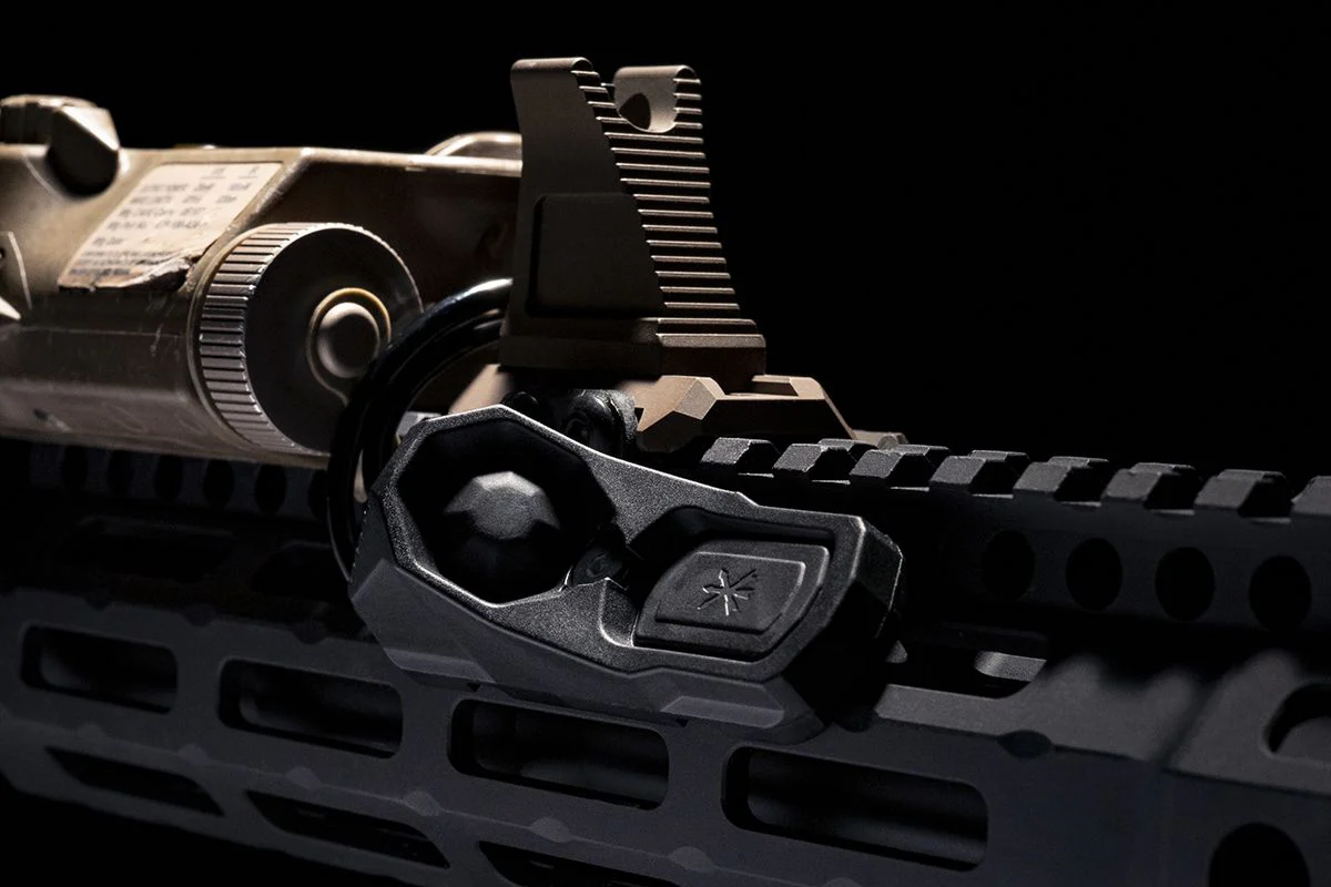 UNITY™ - AXON™ M-LOK® Mounting Kit - Black - Image 2
