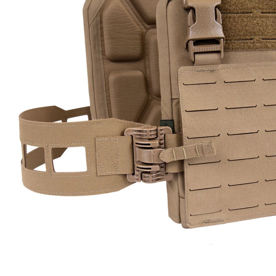 Warrior Laser Cut LPC V3 Low Profile Plate Carrier Base With Slimline Ladder Sides, DFP Triple Adaptive Mag Pouch & 5.56 Triple Inserts - Image 5